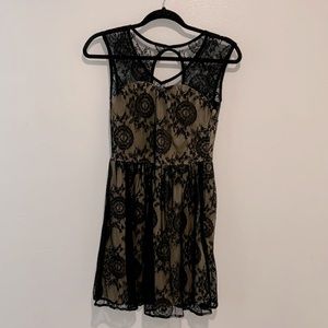 Modcloth black and tan lace dress S